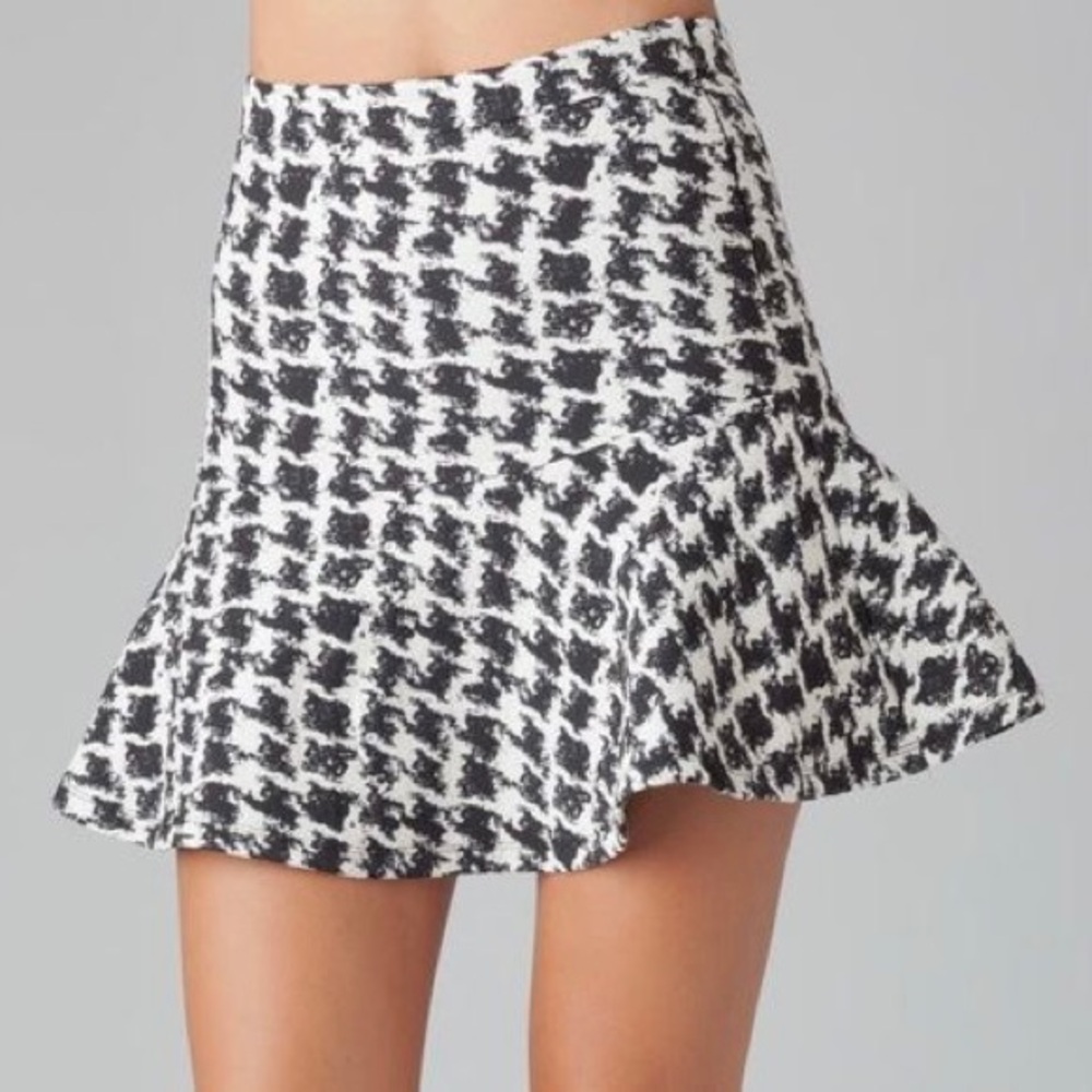 PARKER Mckenna Fit & Flare Mini Skirt sz 2 Waist 26" Black White Houndstooth - Picture 3 of 16
